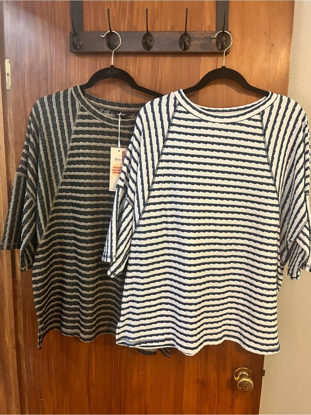 TWO Striped Raglan Sleeve Women's Top - Navy & White and black and beige 2xl new